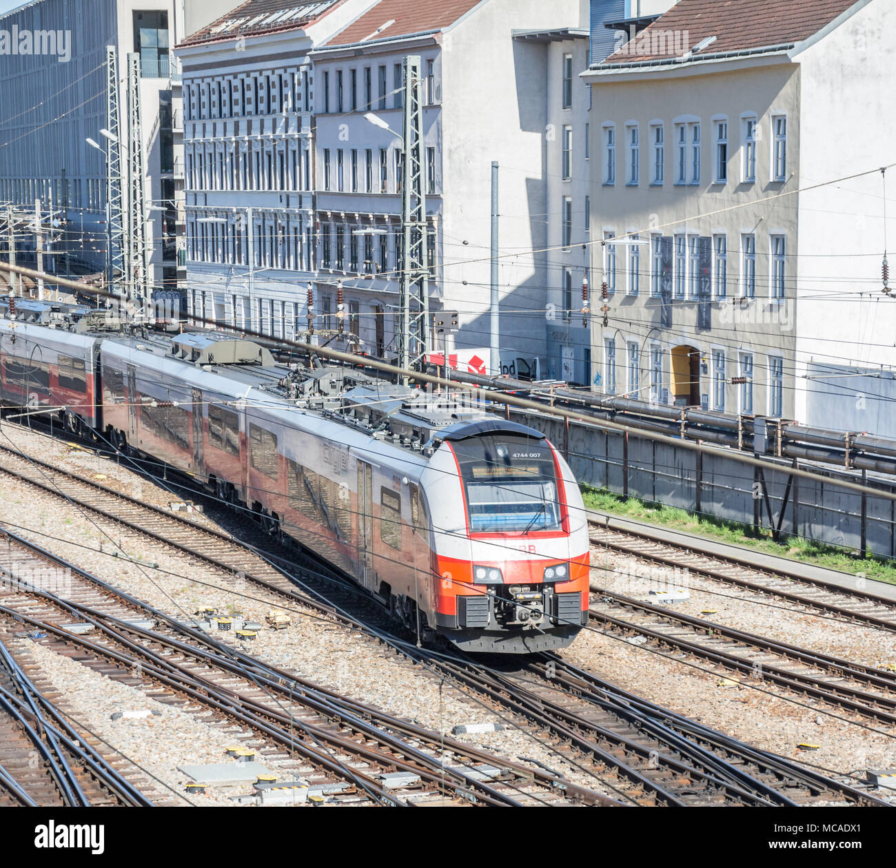Ferrovie federali austriache OBB city jet da sopra, Vienna Austria, 14 aprile 2018 Foto Stock