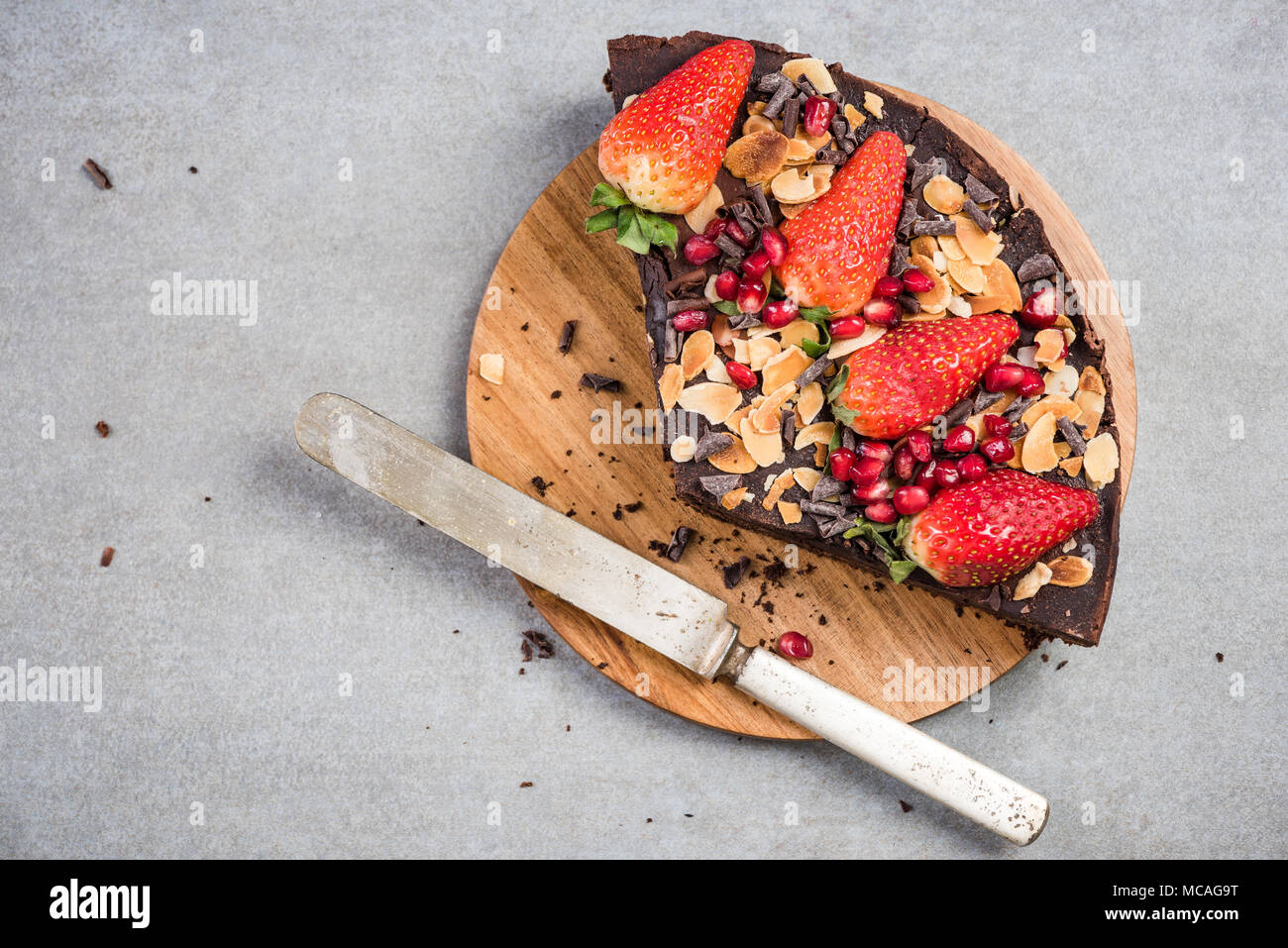 Una sana torta con frutta e patate dolci. Foto Stock