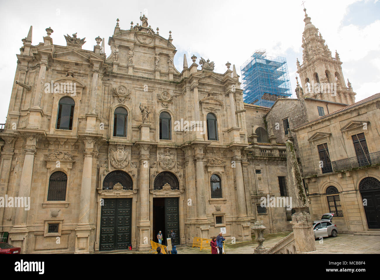 Cattedrale di Santiago de Compostela come visto da Praza do Obradoiro durante la ricostruzione Foto Stock
