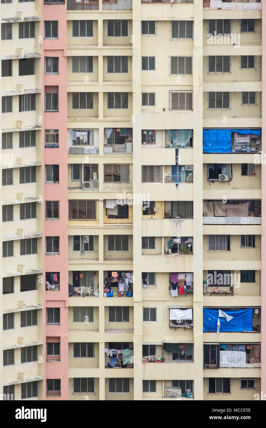 Un blocco di appartamenti nel sud di Mumbai, Maharashtra, India Foto Stock