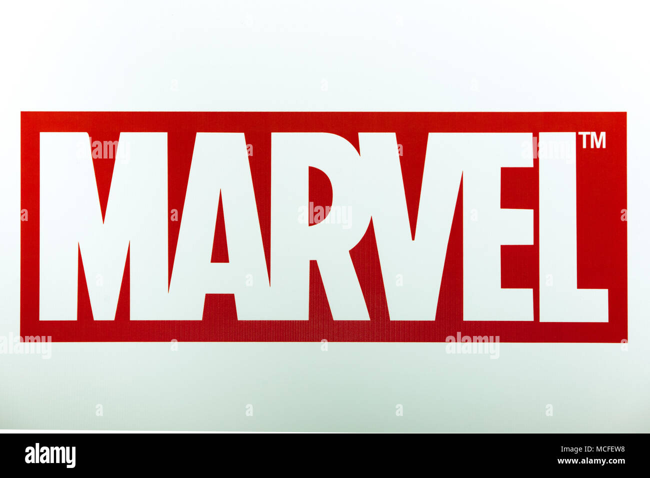 Marvel segno logo stampato sul banner. Marvel Comics Group è un editore americano di libri di fumetti e dei relativi supporti Foto Stock