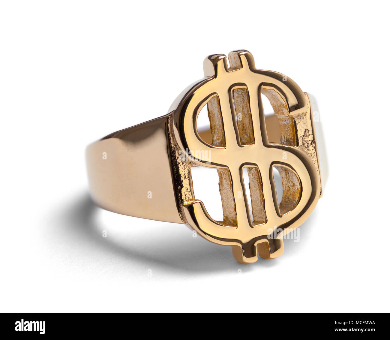 Il denaro in oro anello simbolo isolato su uno sfondo bianco. Foto Stock