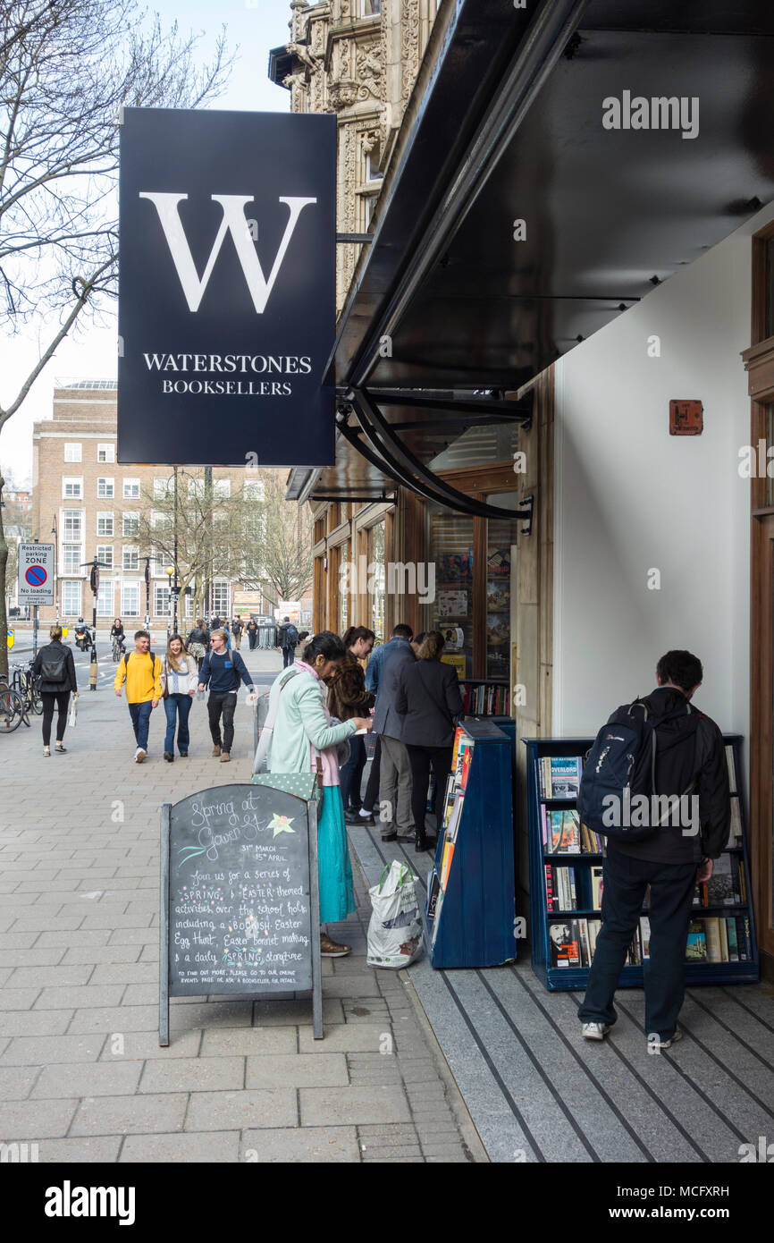 Waterstones bookshop, Gower Street, Bloomsbury, London WC1, Regno Unito Foto Stock