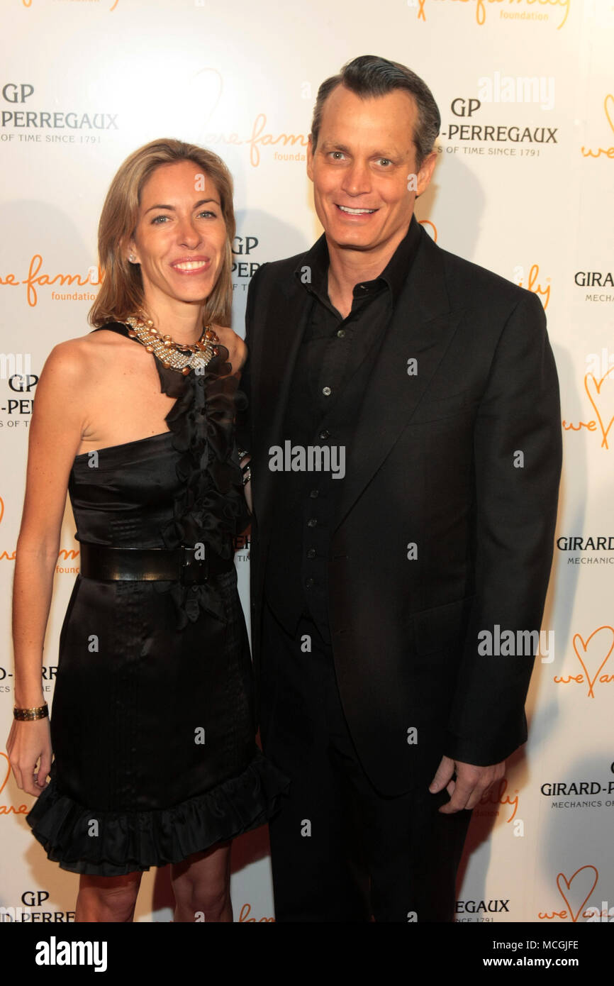 ***FILE FOTO*** Matthew Mellon ha passato via in età di 53 mentre in riabilitazione in Messico 6 marzo 2014-New York, NY- (L-R) Nicole Hanley Mellon e imprenditore Matthew Mellon frequentare il Siamo Family Foundation 2014 gala tenutosi presso la sala da ballo Hammerstein su Marzo 5, 2014 in New York City. RTNJennings/MediaPunch. Foto Stock