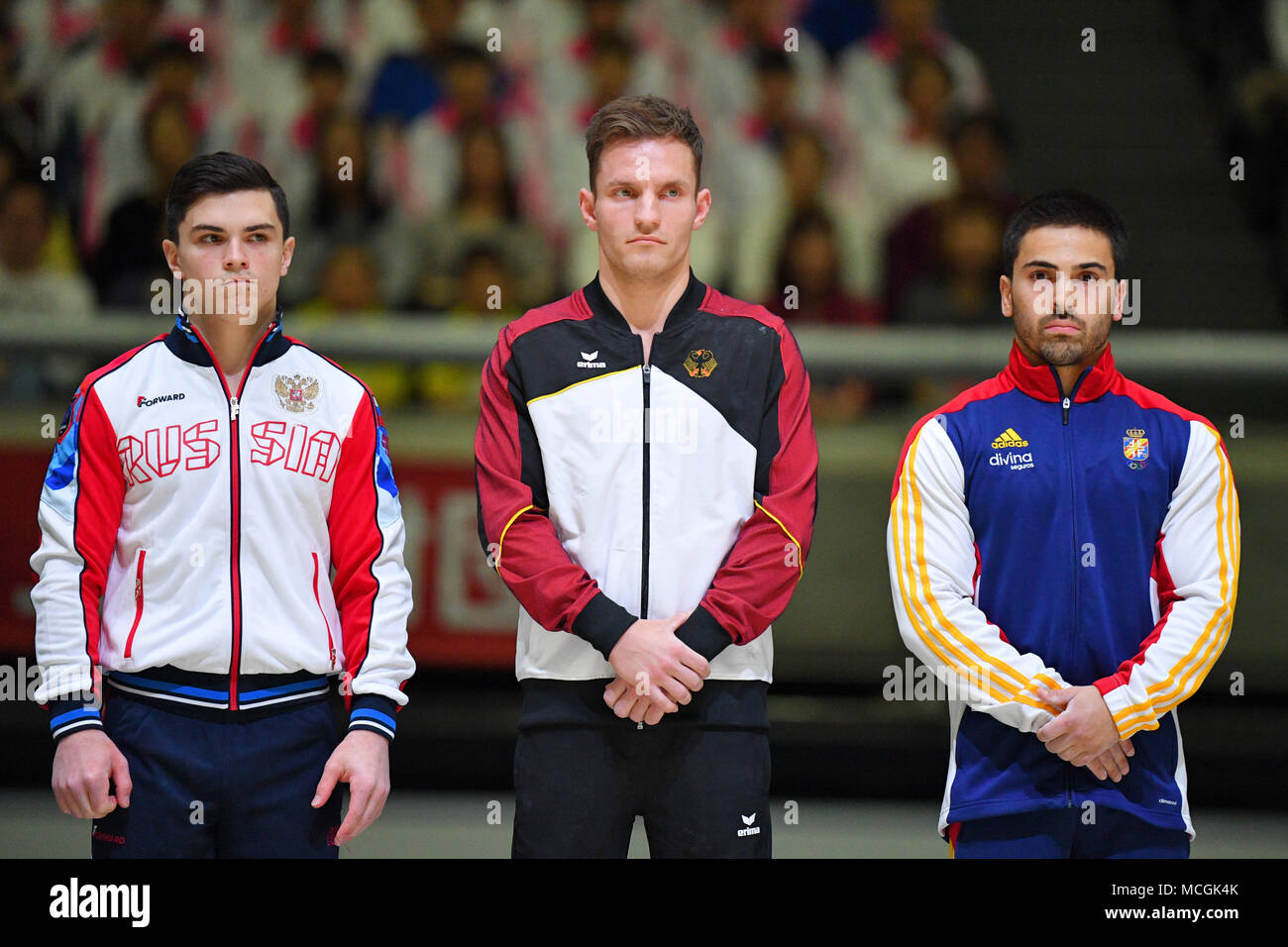 Tokyo Metropolitan Gymnasium, Tokyo, Giappone. Xiv Apr, 2018. (L-R) Artur Dalaloyan (RUS), Andreas Bretschneider (GER), Alberto Tallon (ESP), 14 Aprile 2018 - Ginnastica Artistica : la figura di Ginnastica Artistica Coppa del mondo, Tokyo Cup 2018 presso il Tokyo Metropolitan Gymnasium, Tokyo, Giappone. Credito: MATSUO.K AFLO/sport/Alamy Live News Foto Stock