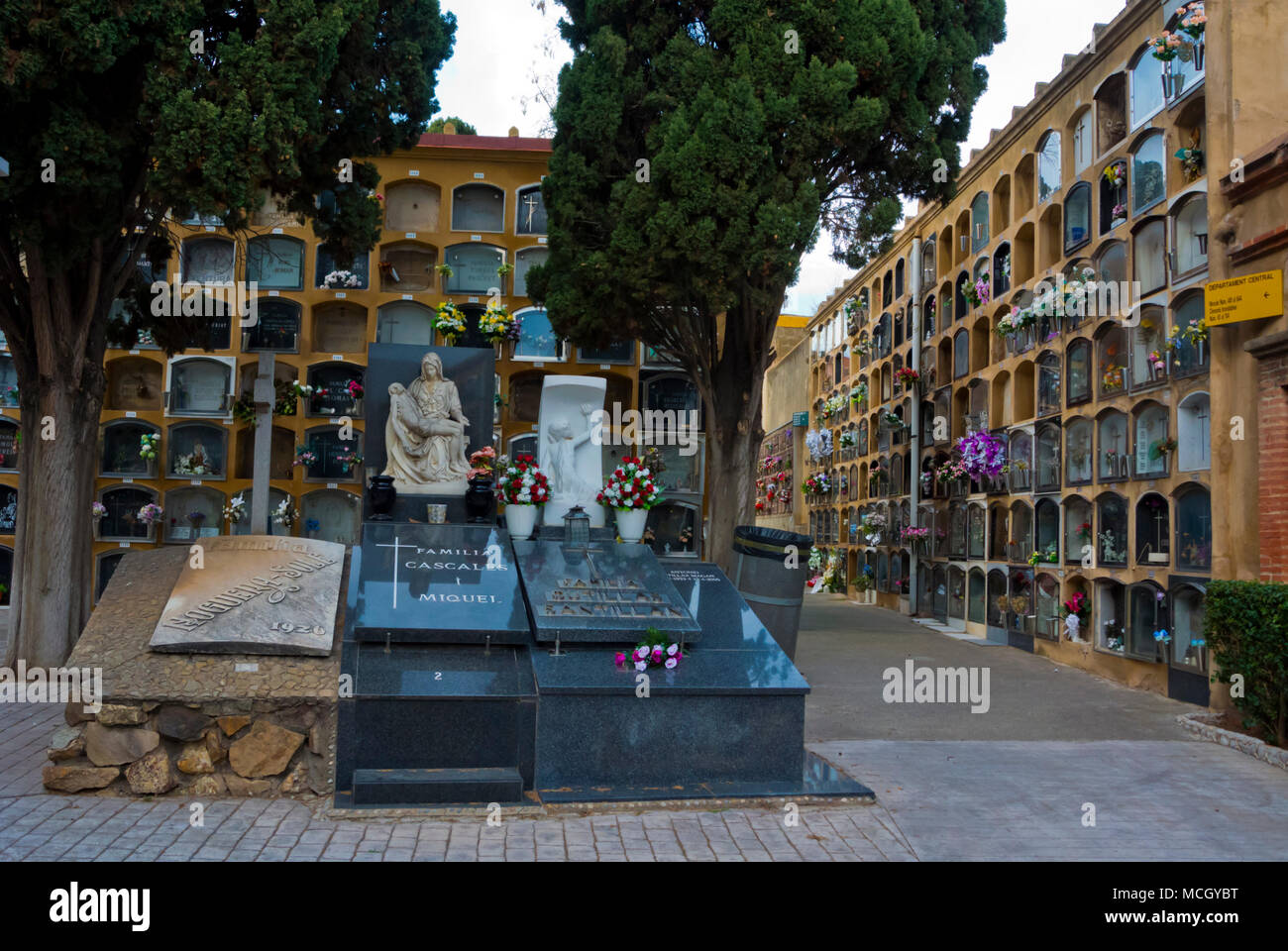 Cementiri de Les Corts, cimitero, Barcellona, in Catalogna, Spagna Foto Stock