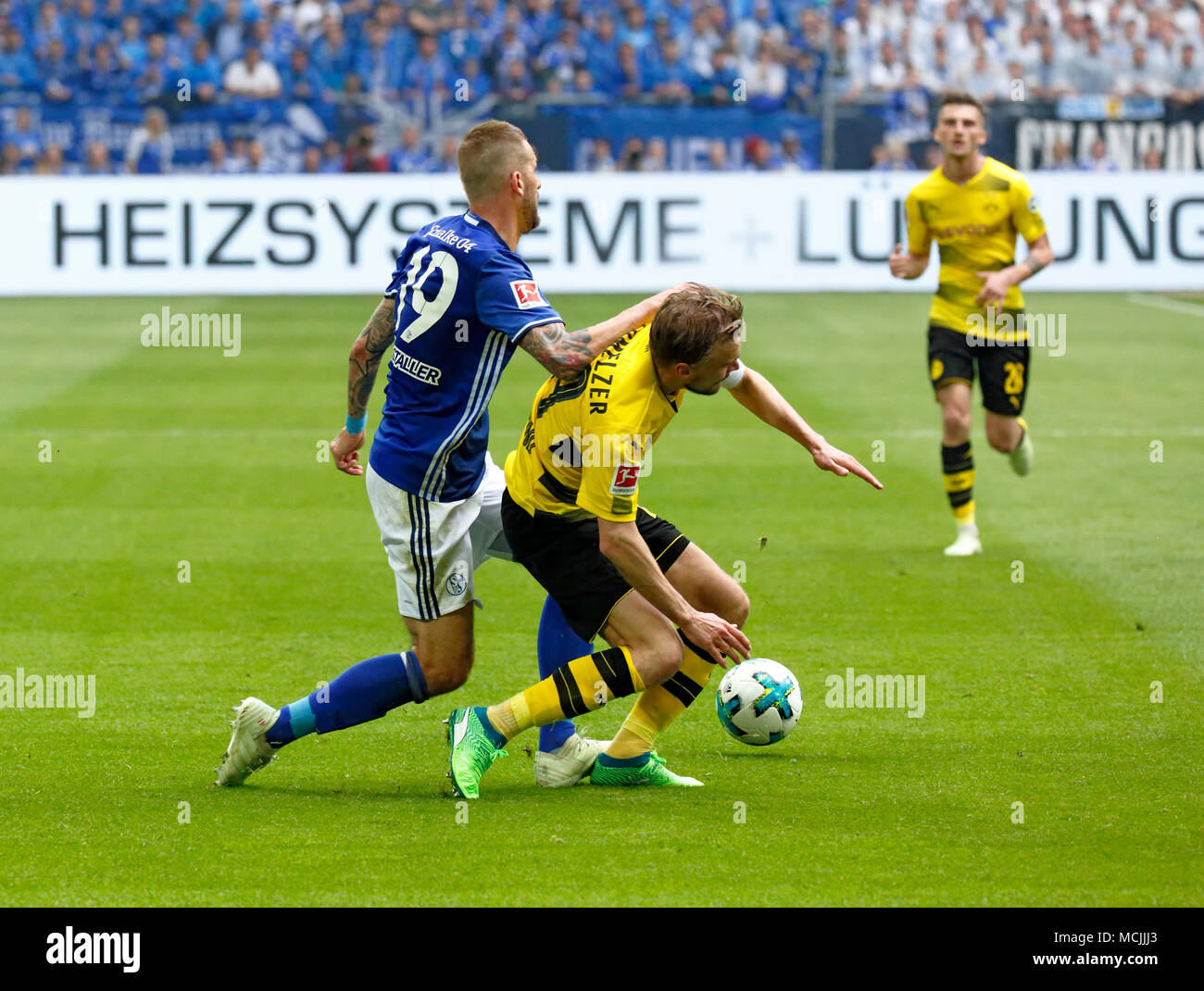 Seconda Maglia FC Schalke 27Guido Burgstaller Seconda Maglia FC Schalke 27Guido Burgstaller