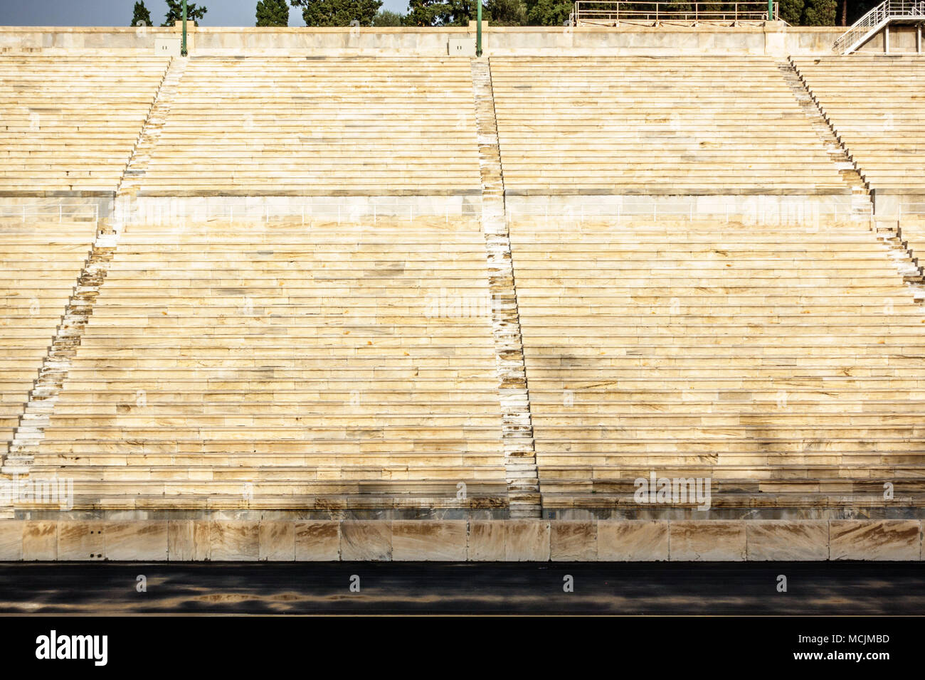 Passi al Panathinaiko Stadium, Atene, Grecia Foto Stock