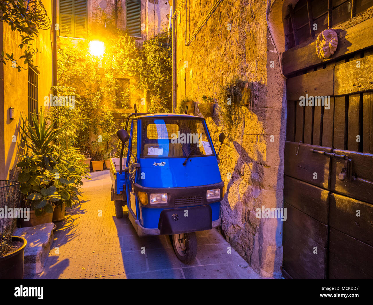 Ape nel comune di Pitigliano in Toscana, Italia Foto Stock