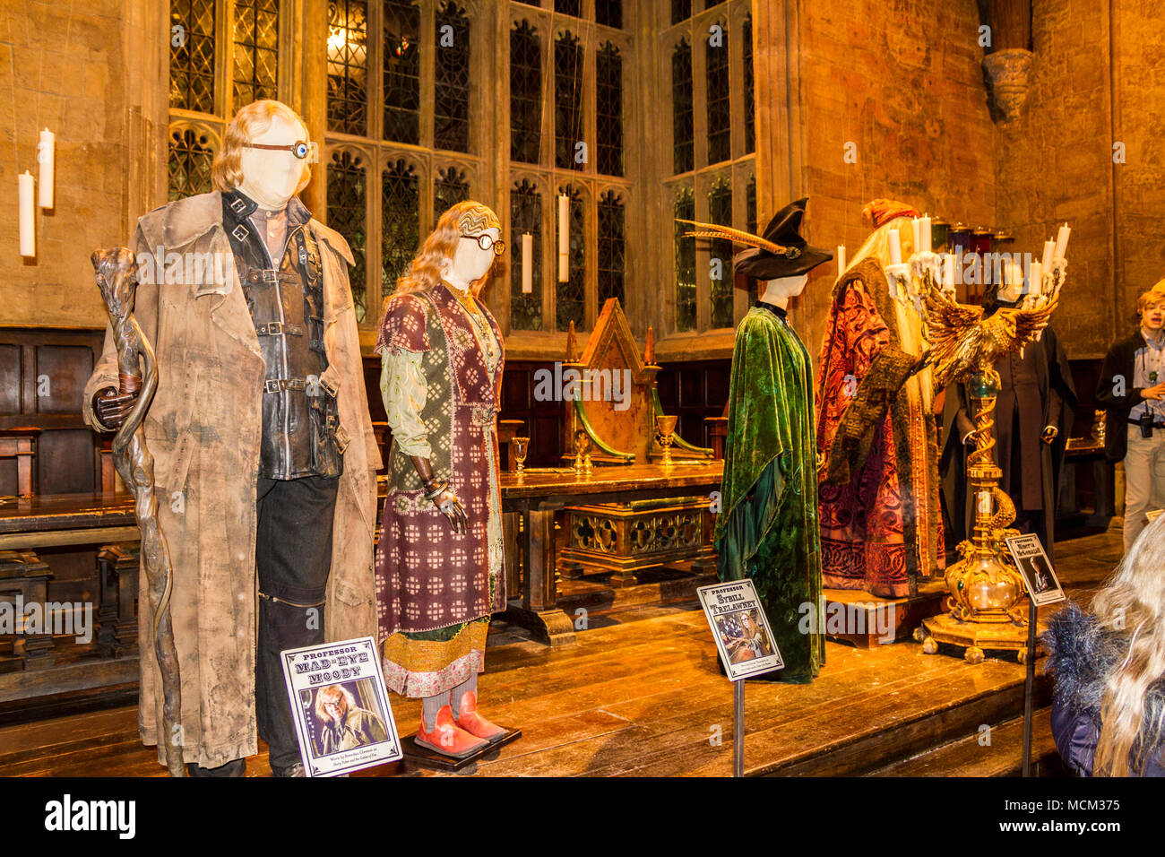 La Grande Hall, Harry Potter Studios, la realizzazione di Harry Potter Warner Bros Studio Tour di Londra, Leavesden Inghilterra, Regno Unito, Europa Foto Stock