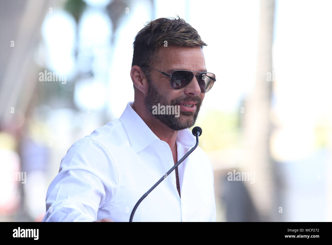 Hollywood, CALIFORNIA, Stati Uniti. 16 aprile 2018. 16 aprile 2018 - Hollywood, California - Ricky Martin. Eva Longoria è stata premiata con la stella sulla Hollywood Walk of Fame. Credito fotografico: F. Sadou/AdMedia Foto Stock