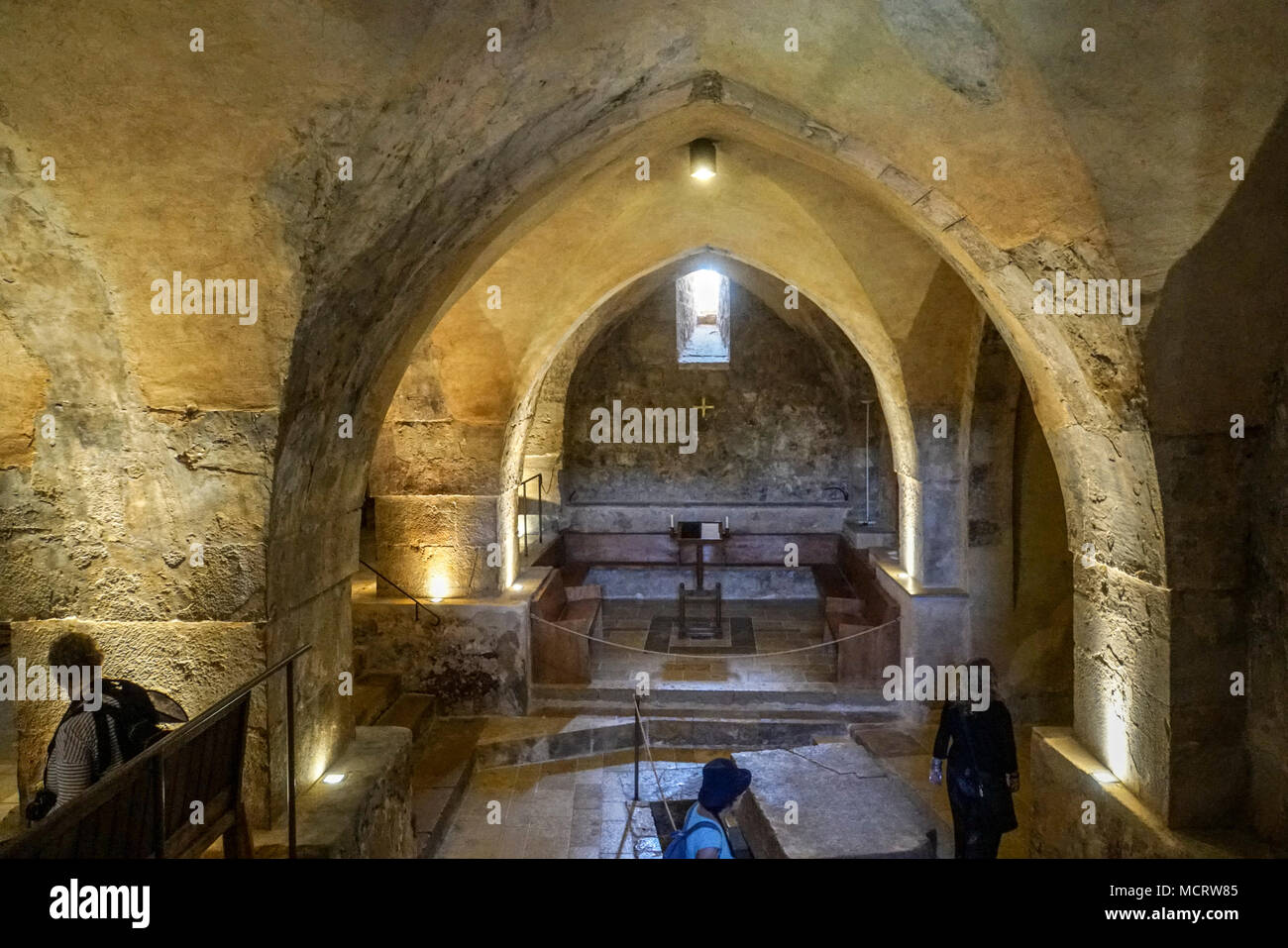 Israele, Gerusalemme montagne. Interno della chiesa dei crociati di Abu Gosh Foto Stock