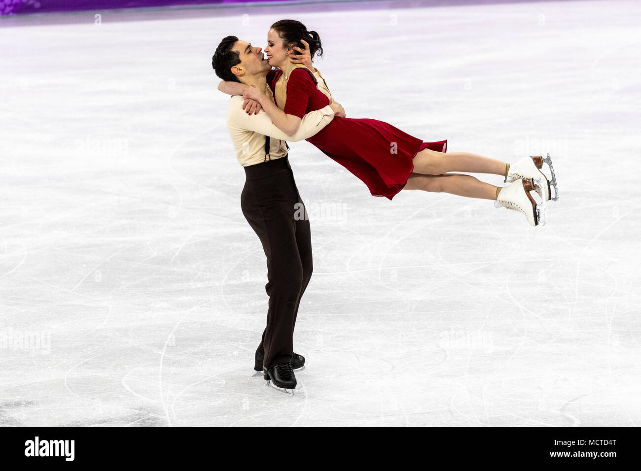 Anna Cappellini / Luca Lanotte (ITA) competere nel pattinaggio di figura -  danza su ghiaccio gratuita presso i Giochi Olimpici Invernali PyeongChang  2018 Foto stock - Alamy