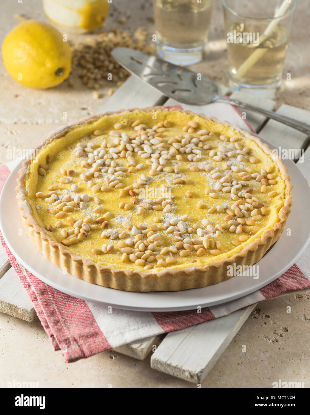 Torta della nonna. Nonna tart. In Italia il cibo Foto Stock