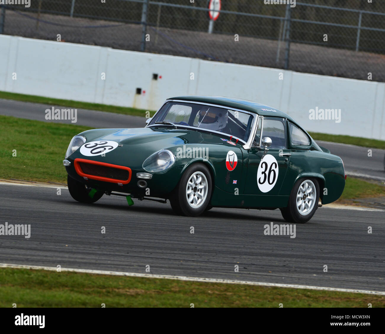 Silverstone, Towcester, Northamptonshire, Inghilterra, domenica 1 aprile 2018. Brian piccolo, Ashley MG Midget, nel HRDC Coys Trophy evento svoltosi il TCR Foto Stock