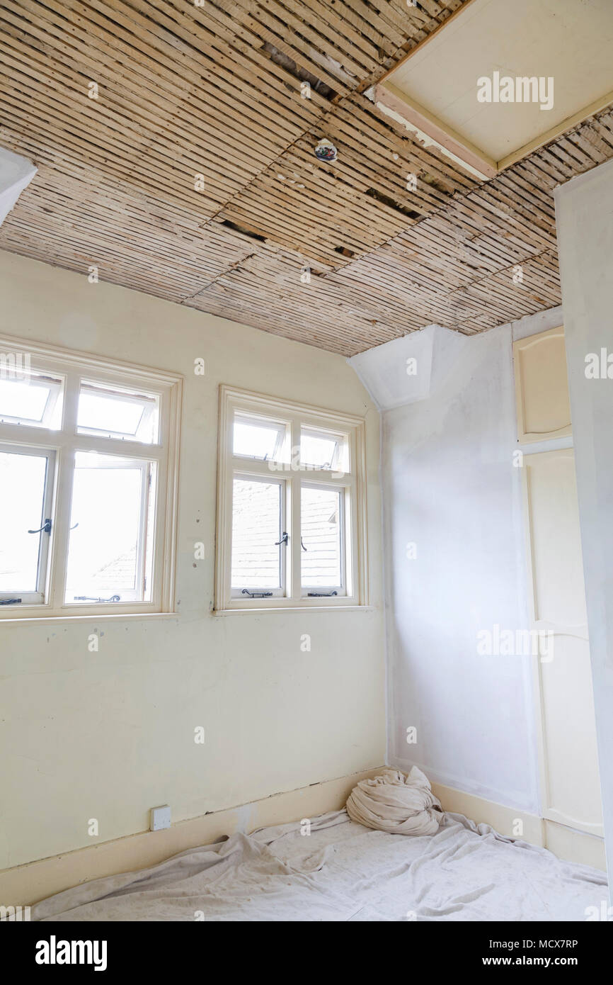 Home improvement riparazione intonaco e soffitto lath Foto Stock