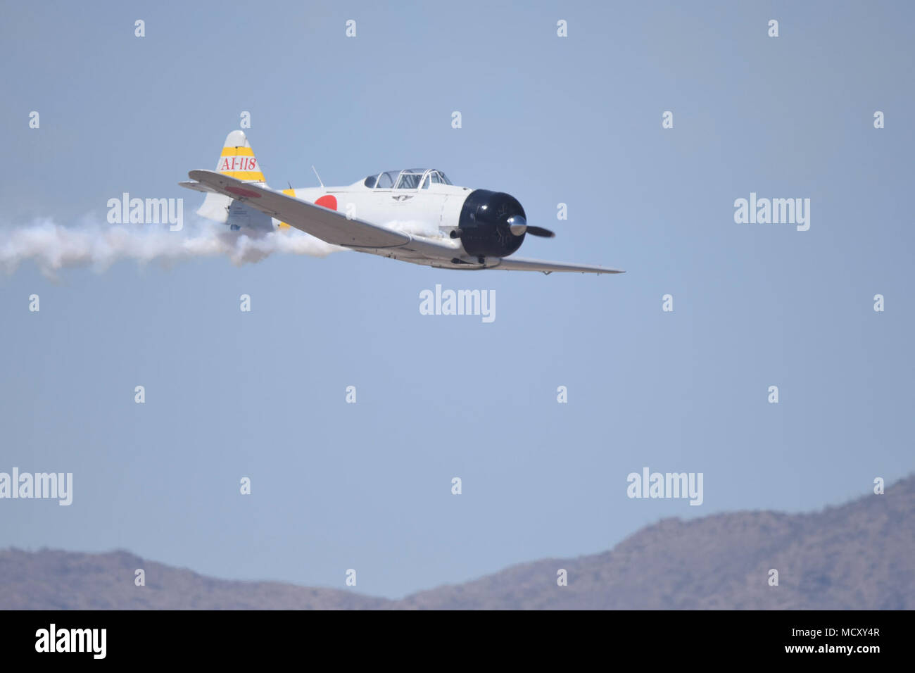 Futuro della Air Force aviation doganale e funzionalità durante i giorni Luca, Luke Air Force Base, Ariz., Marzo 17, 2018. Luca giorni dimostra la Air Force continui progressi nella costruzione del futuro di airpower con militari e civili di aria agisce inclusi gli Stati Uniti. Navy Blue Angels, F-35 e F-22 visualizza statico, scienza, tecnologia, ingegneria, matematica e mostre e le operazioni militari per le dimostrazioni. Foto Stock