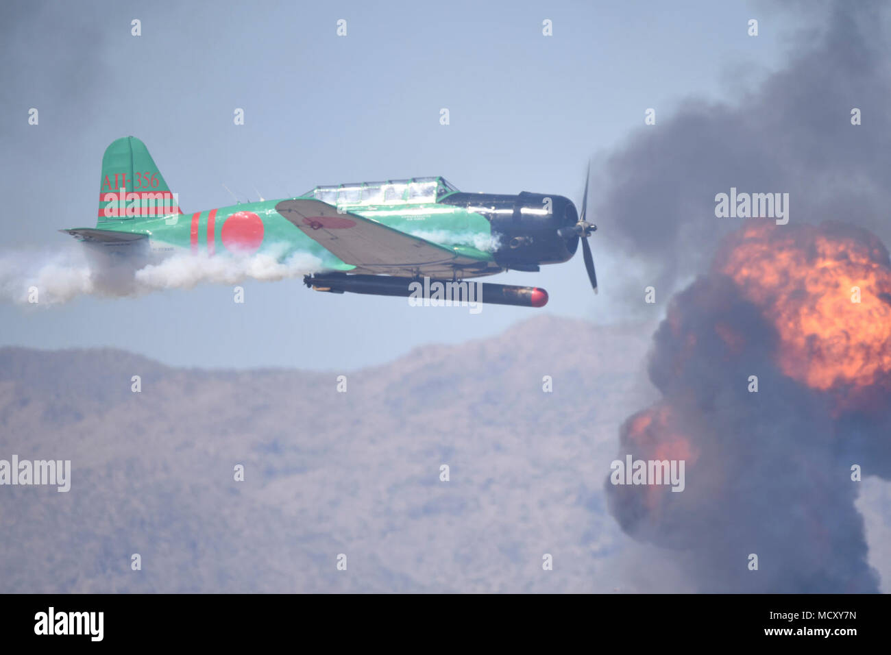 Futuro della Air Force aviation doganale e funzionalità durante i giorni Luca, Luke Air Force Base, Ariz., Marzo 17, 2018. Luca giorni dimostra la Air Force continui progressi nella costruzione del futuro di airpower con militari e civili di aria agisce inclusi gli Stati Uniti. Navy Blue Angels, F-35 e F-22 visualizza statico, scienza, tecnologia, ingegneria, matematica e mostre e le operazioni militari per le dimostrazioni. Foto Stock