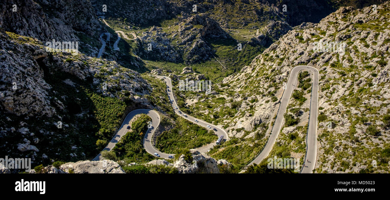 Strada a serpentina a Sa Calobra, Mallorca Spagna Spain Foto Stock