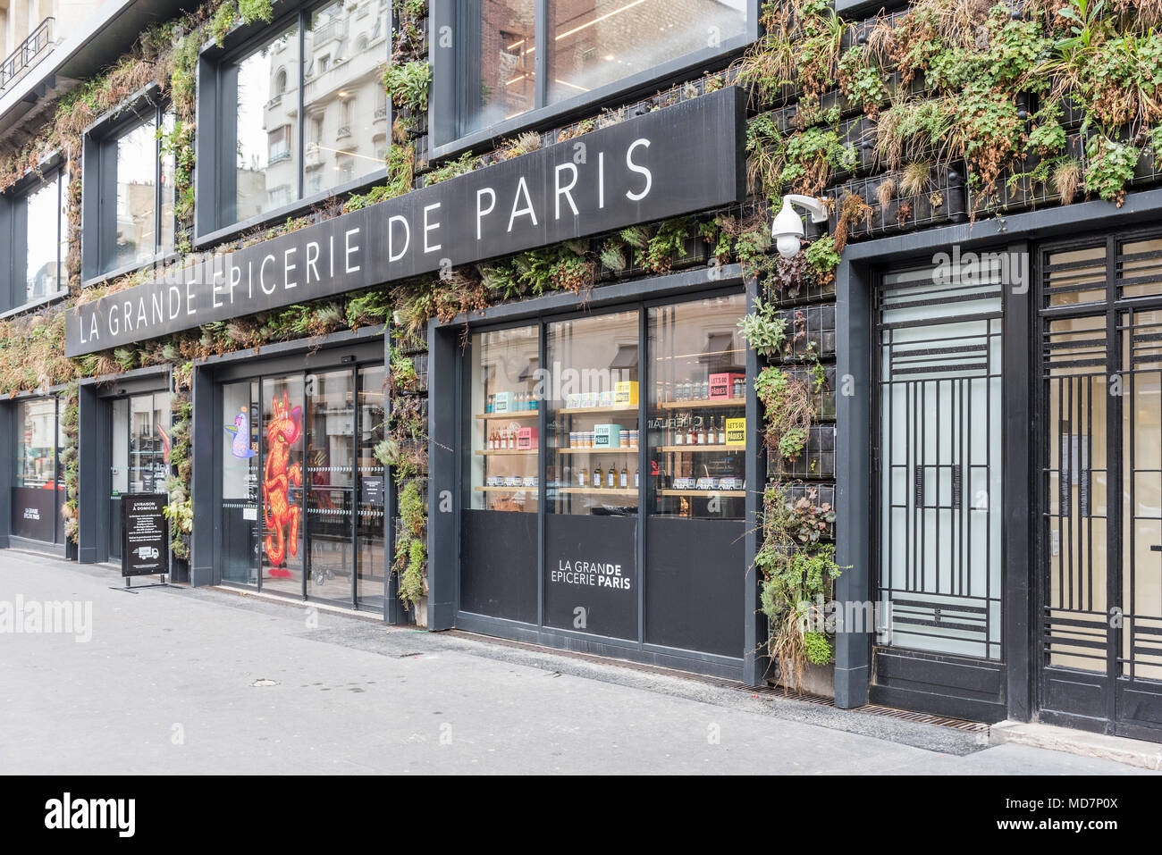 Francia, Parigi - 31 Marzo 2018: La grande epiceries de Paris - Rive Droite 16eme Foto Stock
