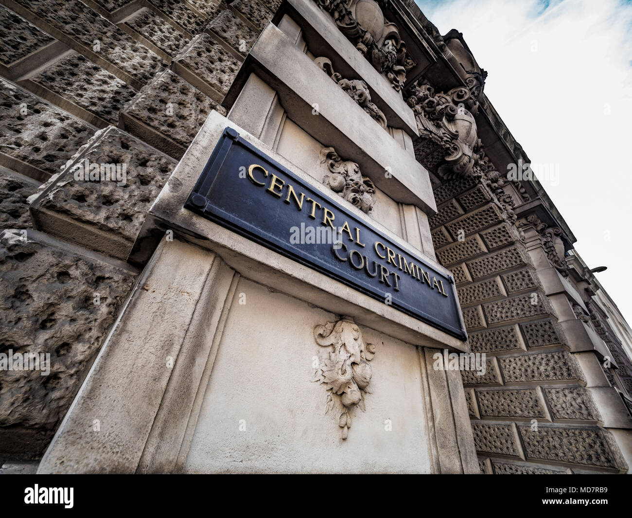 Centrale di Corte penale sul segno esterno della Old Bailey, Londra, Regno Unito. Foto Stock