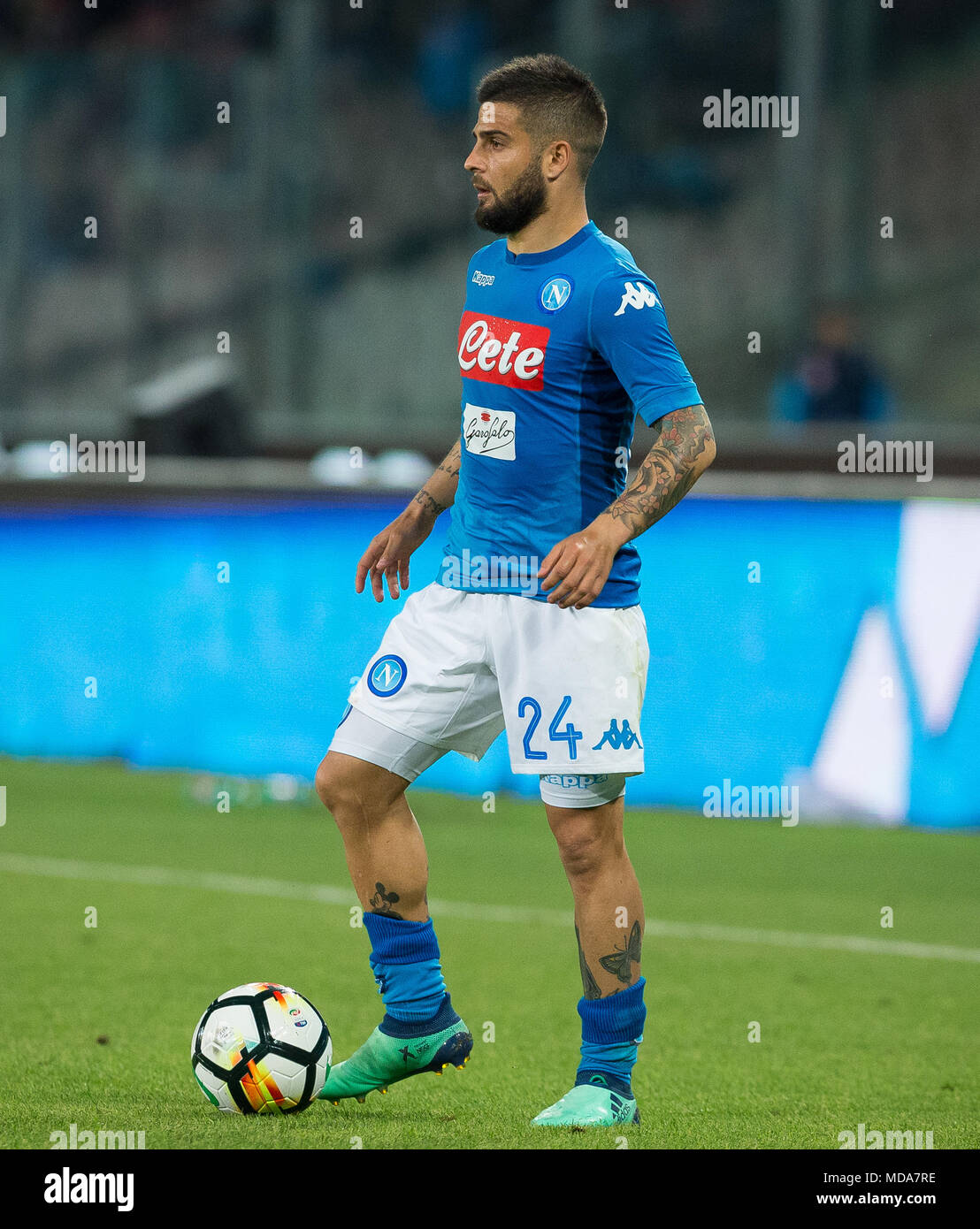 Lorenzo insigne di SSC Napoli in azione durante la serie di una partita di calcio tra SSC Napoli e Udinese Calcio presso lo Stadio San Paolo. Foto Stock