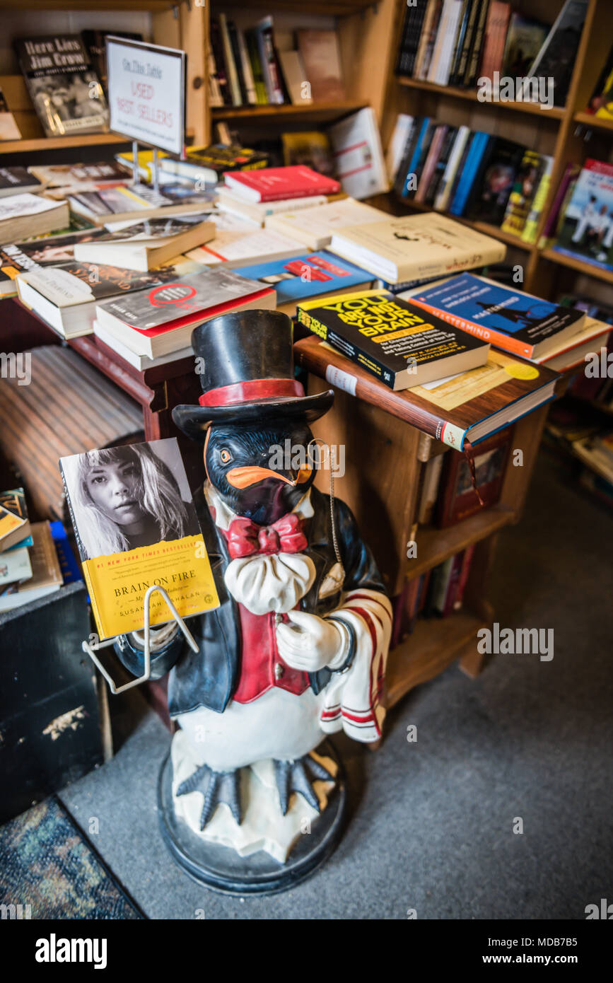 Stati Uniti d'America, Maryland Baltimore, Penguin butler prenota display. Foto Stock