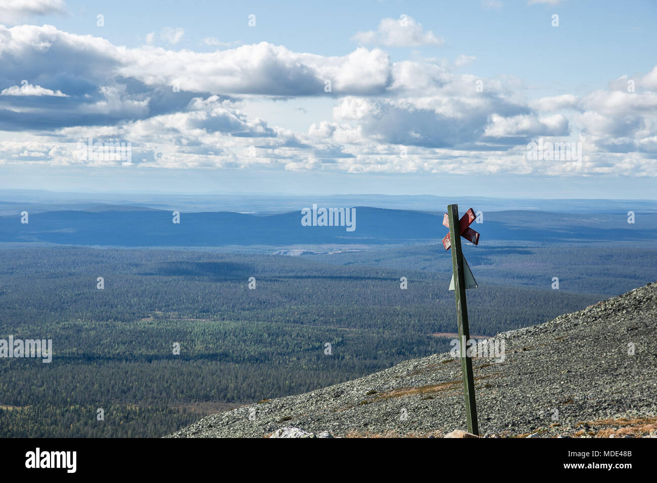 Paesaggio in Lapponia, Finlandia prese sulla cima della montagna di Ylläs Foto Stock