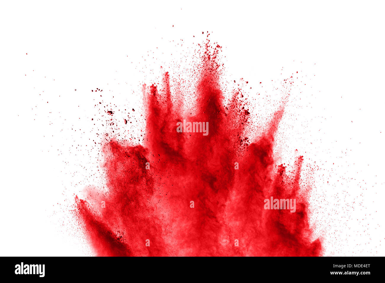 Abstract rosso esplosione di polvere su sfondo bianco. astratta polvere rossa opener sullo sfondo. Bloccare il movimento della polvere rossa schizzi. Foto Stock