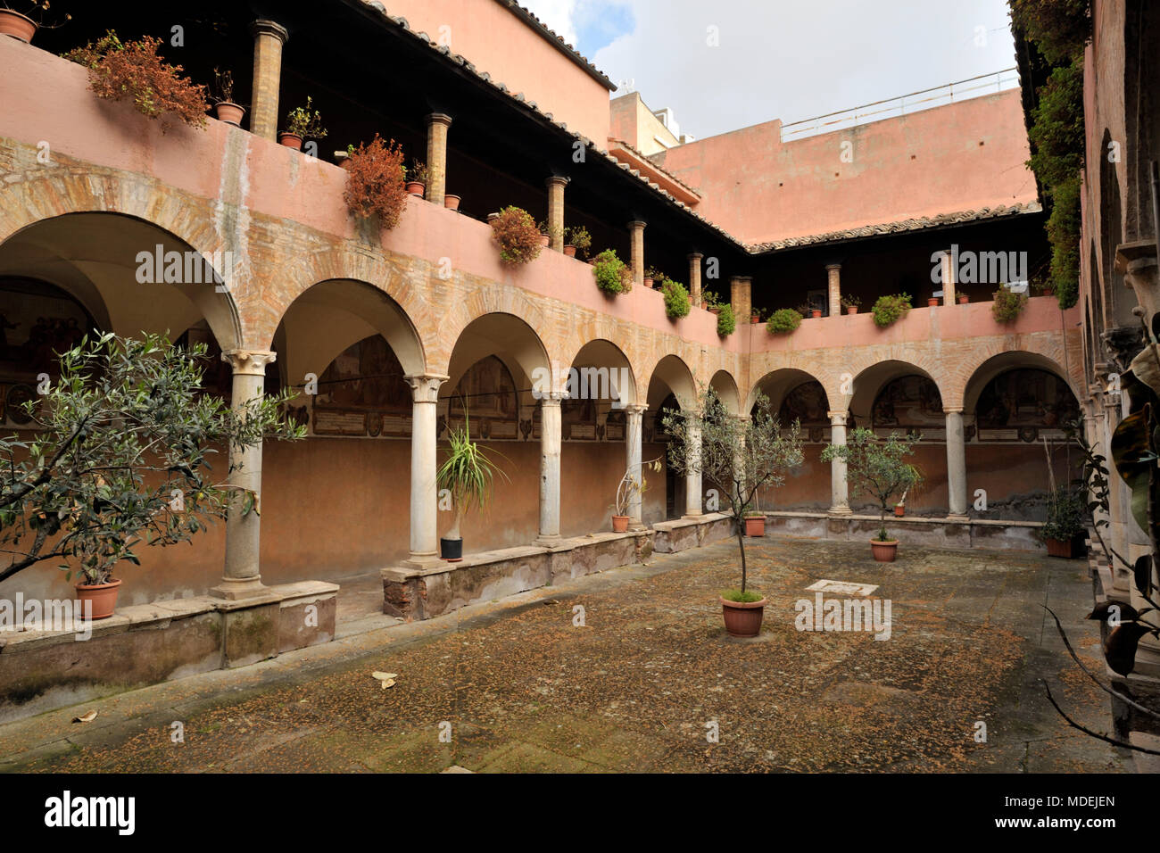 Sant'onofrio al gianicolo immagini e fotografie stock ad alta