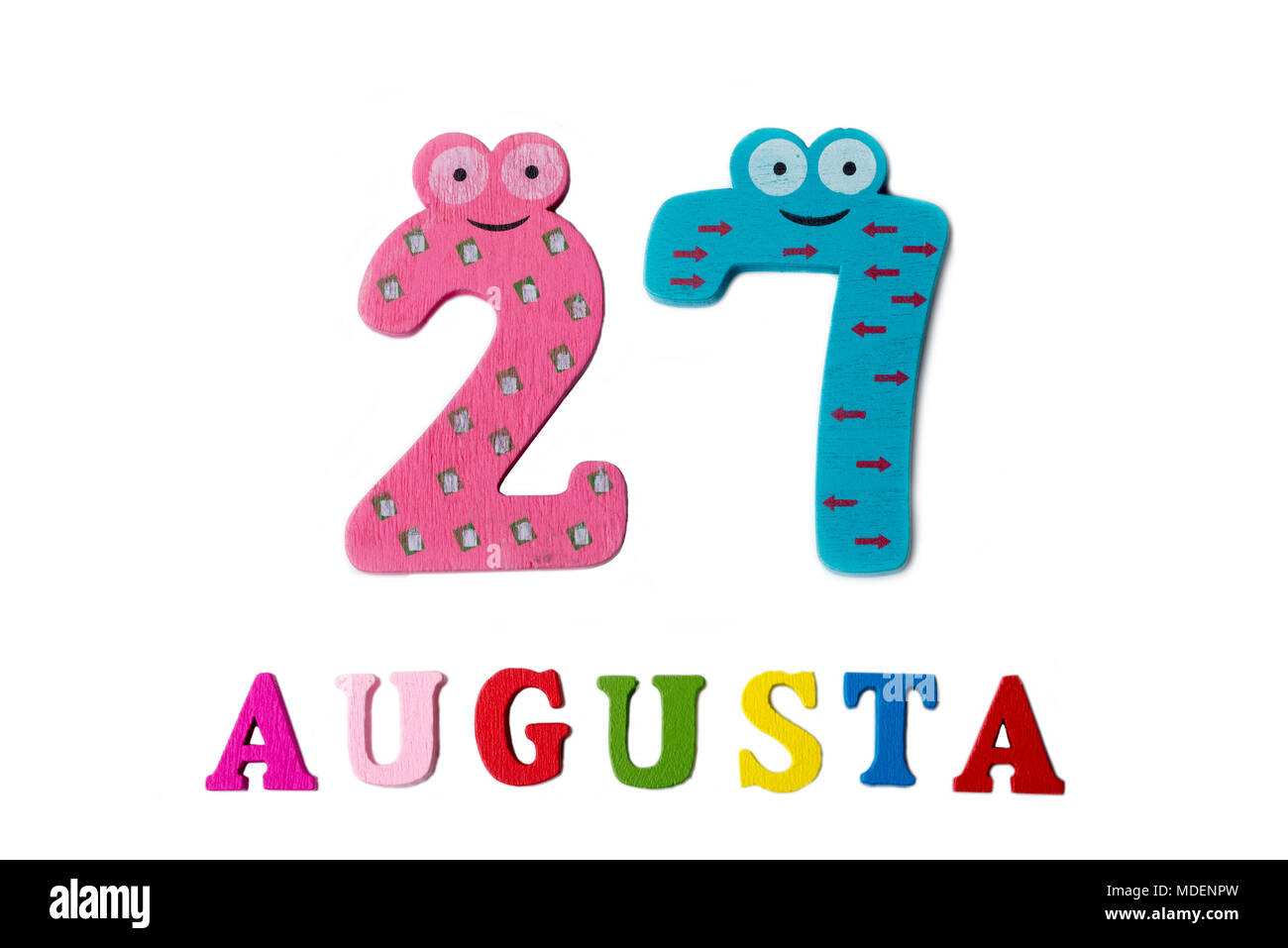 Agosto 27th. Immagine del 27 agosto closeup di numeri e lettere su sfondo bianco. Giorno di estate Foto Stock