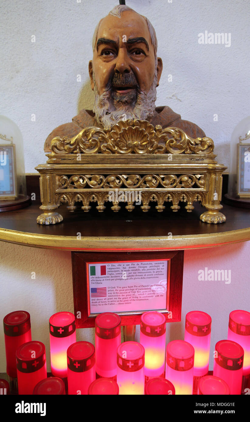 San Pio da Pietrelcina chiesa di Taormina Foto Stock