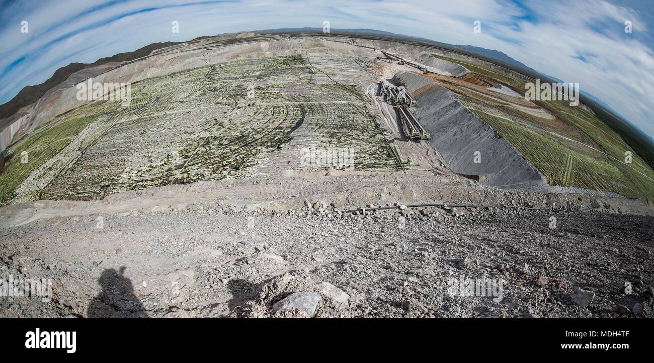 Lixiviación (Lisciviazione), El Chanate, che fa parte delle società Alamos Gold e Minera Santa Rita, Minera Santa Rita, a Cabrora, Messico Foto Stock