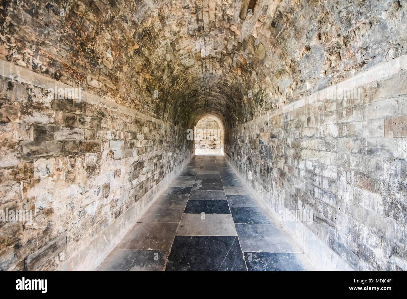 Passaggio nella Doan Mon, il cancello principale per il sontuoso complesso di più tardi le imperatori nel settore centrale della cittadella imperiale di Thang Long Foto Stock