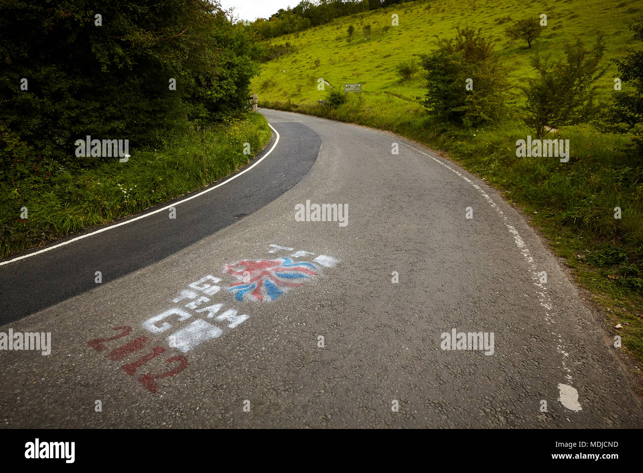 Graffiti su strada a Box Hill London - Surrey Cycle classica gara Foto Stock