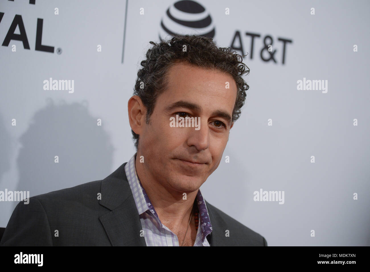 New York, Stati Uniti d'America. Il 19 aprile 2018. Waleed Zuaiter assiste un screening di 'Blu notte' durante il 2018 Tribeca Film Festival al teatro SVA on April 19, 2018 in New York City. Credito: Erik Pendzich/Alamy Live News Foto Stock
