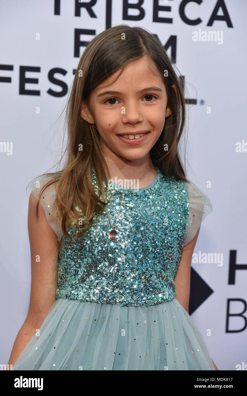 New York, Stati Uniti d'America. Il 19 aprile 2018. Lola Sultan assiste un screening di 'Blu notte' durante il 2018 Tribeca Film Festival al teatro SVA on April 19, 2018 in New York City. Credito: Erik Pendzich/Alamy Live News Foto Stock