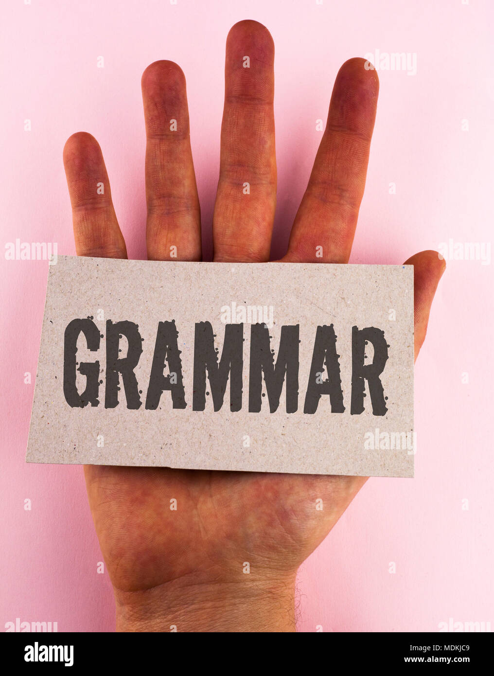 Conceptual la scrittura a mano che mostra la grammatica. Business photo sistema di testo e la struttura di una lingua corretta scrittura corretta regole scritte Cartoncino p Foto Stock