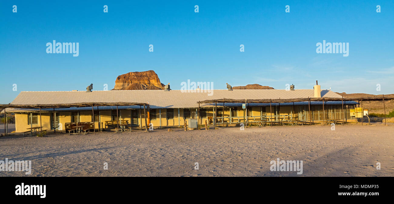 Texas, parco nazionale di Big Bend, Castolon Historic District, La Harmonia store building, centro visitatori Foto Stock
