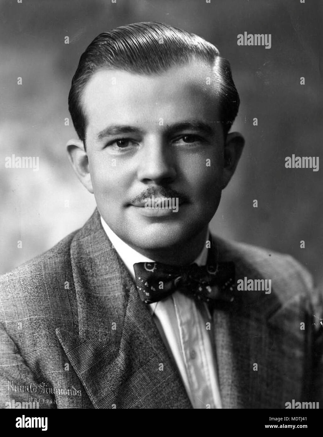 Annunciatore radiofonico, Peter Clarke da 4KQ Brisbane. Foto Stock