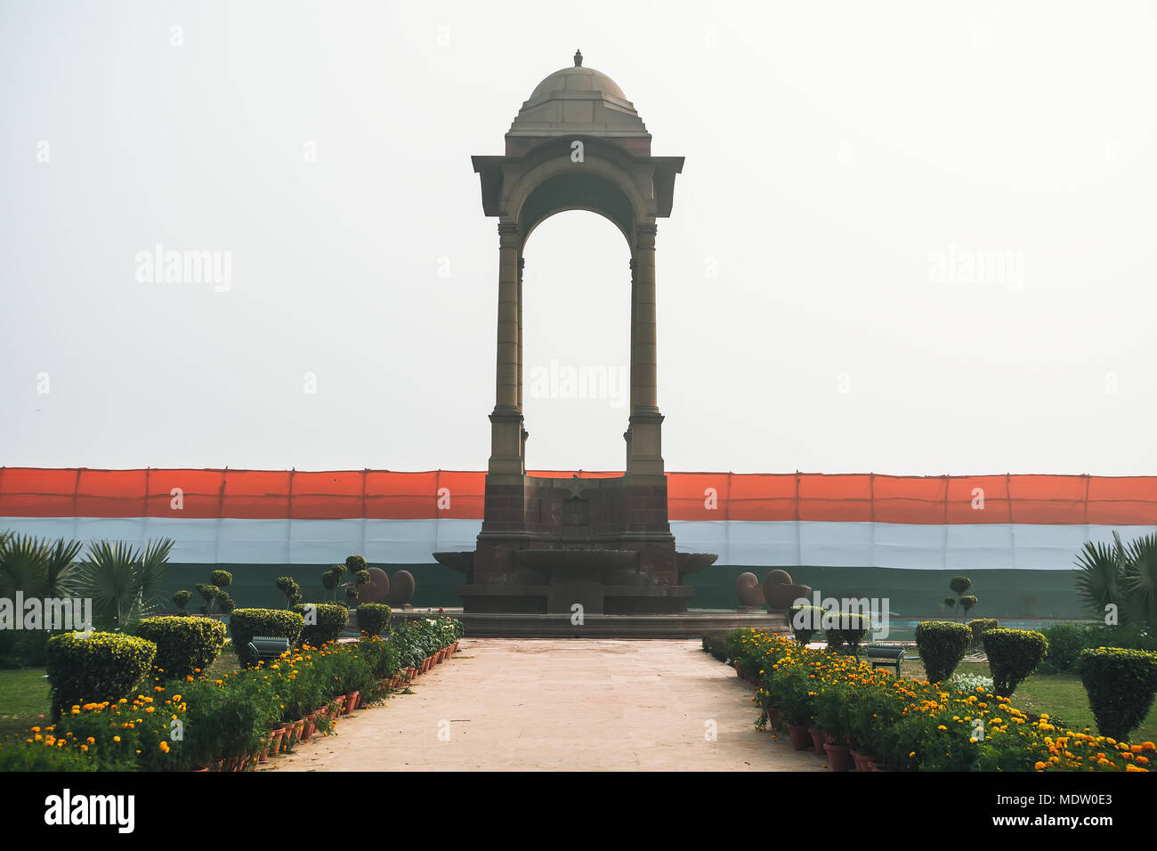 Storico cancello India Delhi - un memoriale di guerra sulla strada Rajpath New Delhi. Il giorno di indipendenza di India. Il giorno della repubblica. Foto Stock