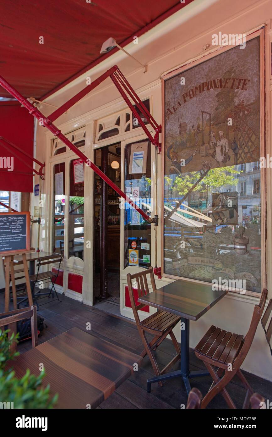 Parigi, Montmartre, rue Lepic, ristorante la pomponnette, disegni da Francisque Poulbot Foto Stock