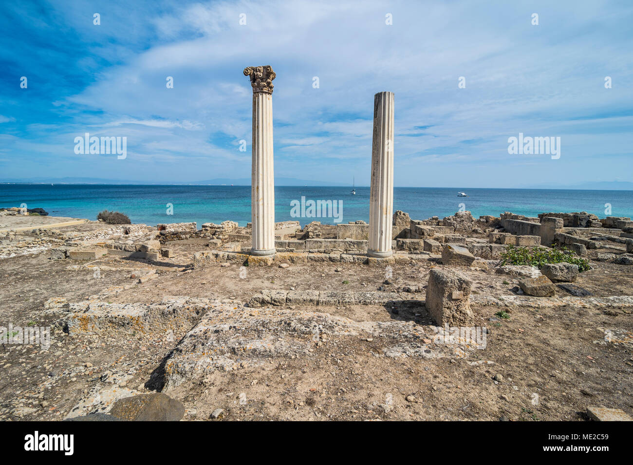 Vista archeologica di Tharros, Sardegna, Italia Foto Stock