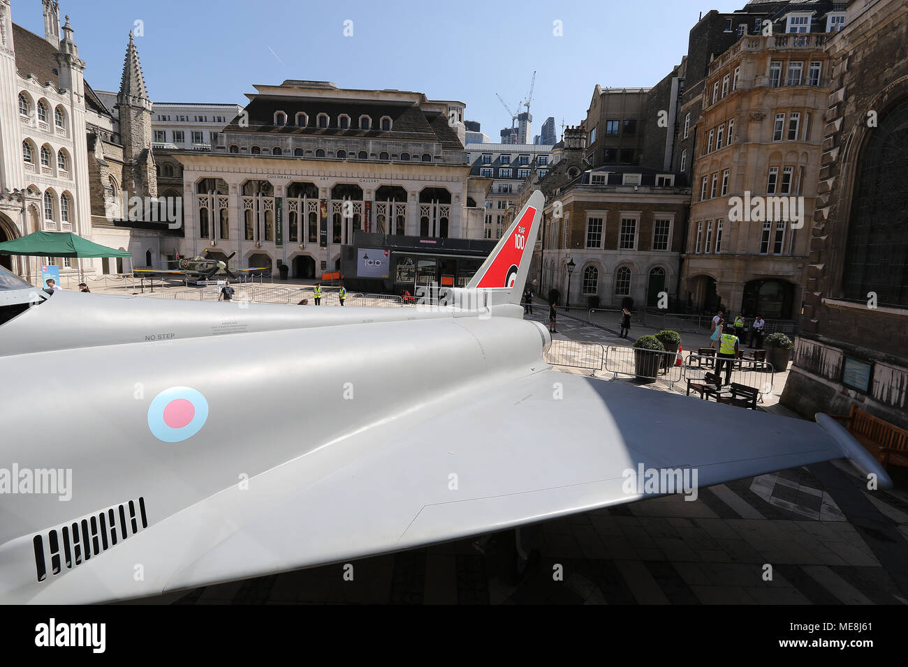 Londra, UK, 22 aprile 2018. Celebra i suoi cento anni della Royal Air Force - un raro display del velivolo RAF, Guildhall Yard, LONDRA, REGNO UNITO, 22 aprile 2018, Foto di Richard Goldschmidt Foto Stock