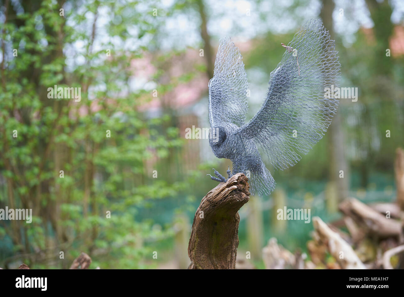 Filo sculture nel giardino Foto Stock