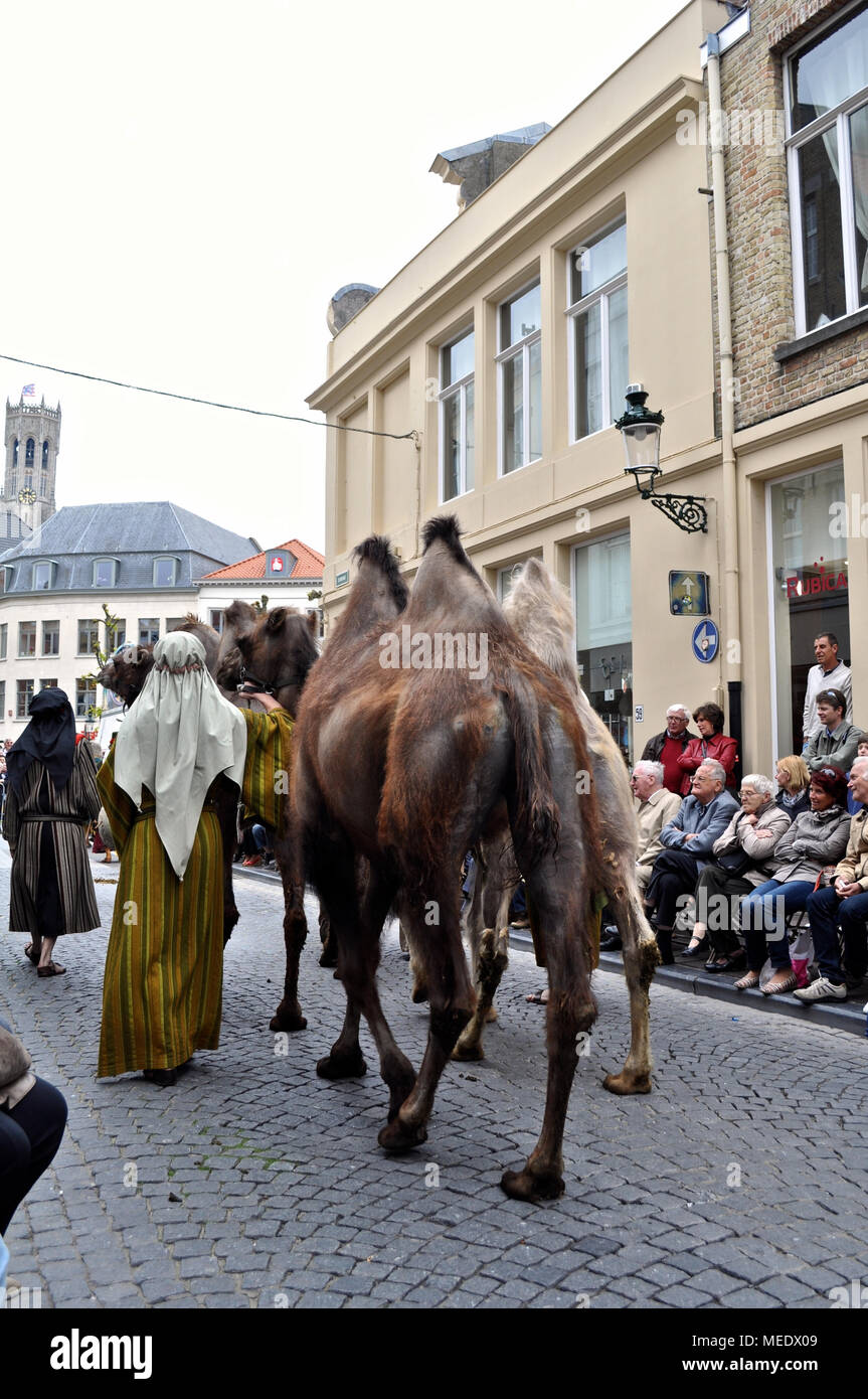 Bruges, Belgio. La processione del Santo sangue (Heilig Bloedprocessie), un grande religioso processione cattolica il giorno dell'Ascensione Foto Stock