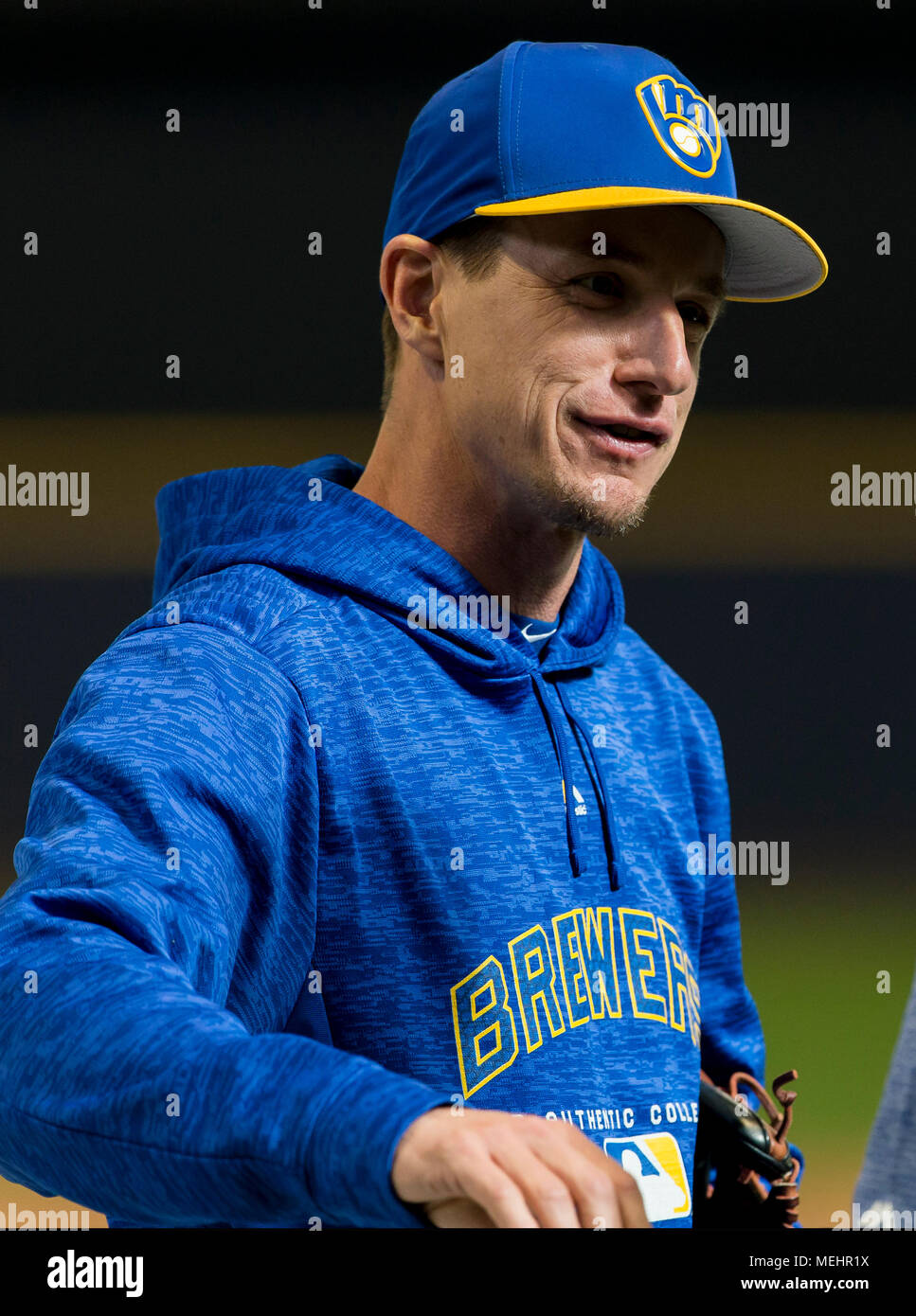 Milwaukee, WI, Stati Uniti d'America. Xxi Aprile, 2018. Milwaukee Brewers manager Craig Counsell #30 prima della Major League Baseball gioco tra il Milwaukee Brewers e il Miami Marlins a Miller Park di Milwaukee, WI. John Fisher/CSM/Alamy Live News Foto Stock