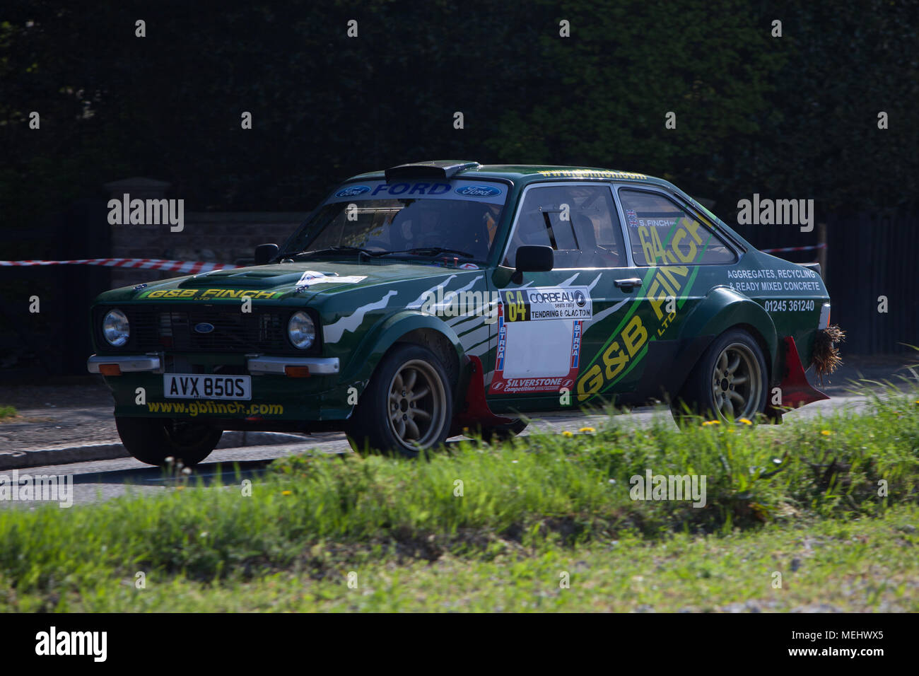 Tendring e Clacton, Inghilterra. Il 22 aprile, 2018. Il primo sempre chiuso Road rally che si terrà in Inghilterra spazia attraverso Tendring, Essex. Il trailblazing Corbeau sedi rally vede 120 concorrenti sfidarsi attraverso cinque fasi speciali. Circa 10.000 spettatori fare il tifo per i piloti. Stephanie Humphries/Alamy Live News Foto Stock