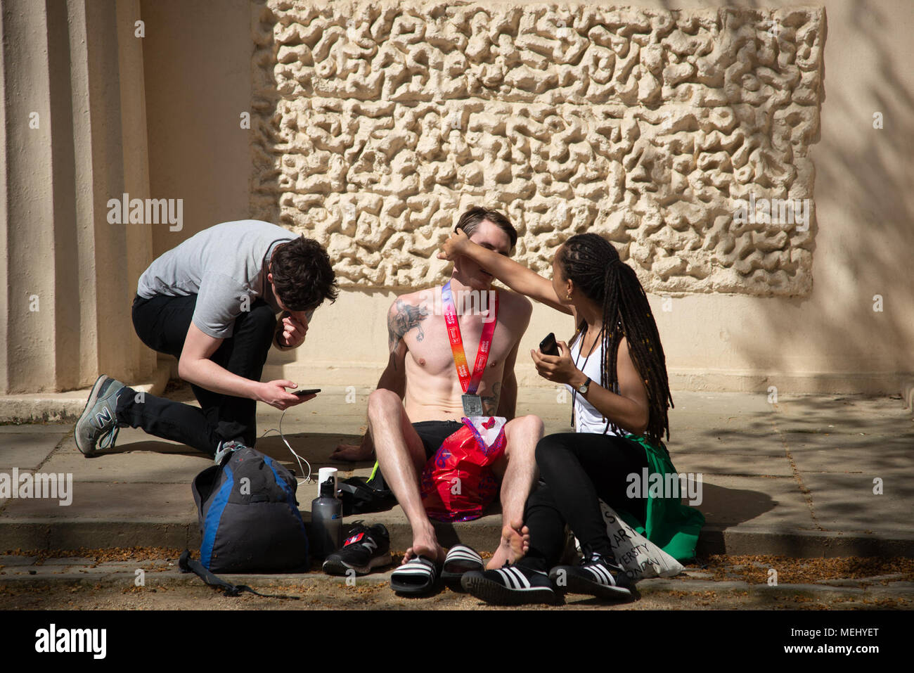 Londra, Regno Unito. Il 22 aprile 2018. Soldi VIRGIN LONDON MARATHON 2018. Credito: A.Bennett Foto Stock