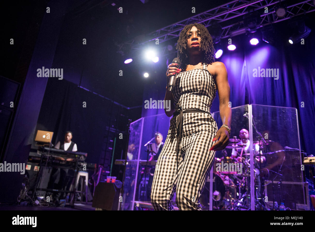 Manchester, Regno Unito. Il 22 aprile 2018. Heather Small, voce di M persone esegue a Manchester Academy 2 22/04/2018 Foto Stock